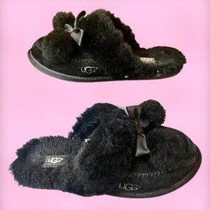 UGG Australia Slippers Slides Black Suede Sheepskin Style Hafnir